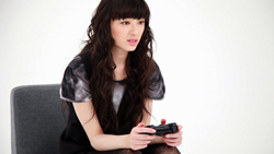 画像ギャラリー No.002のサムネイル画像 / 「龍が如く OF THE END」,“浅木美涼”役の栗山千明さん&“ジュン”役の小森 純さんが登場するプレイムービーをチェックしよう