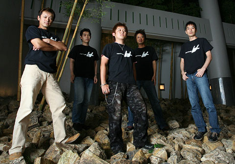 ꡼ No.001Υͥ / 10ǯޤɥꥨ˥å[H.]ߥȤ򥪡ץ