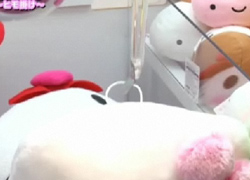 画像ギャラリー No.011のサムネイル画像 / 「第1回みんなのクレーンゲーム選手権」レポート。すぐに役立つ(?)選手達の華麗なテクニックをチェック