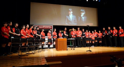 画像ギャラリー No.019のサムネイル画像 / タイトー社内イベント「第5回接客スタァ誕生!! 記念大会」をレポート。さまざまな状況を巧みに切り抜け,見事“接客スタァ”の座を勝ち取ったクルーは?