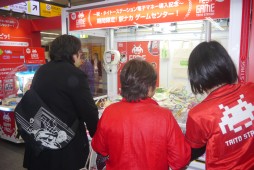 画像ギャラリー No.010のサムネイル画像 / 電子マネーで“ピッ”とアーケードゲームを楽しもう。JR秋葉原駅構内で開催中の「駅ナカゲームセンター」レポート