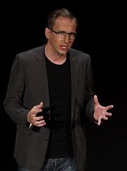 ꡼ No.025Υͥ / [E3 2011]Battlefield 3βƤǤȯ䡤Insomniac Gamesοȥʤɤȯɽ줿Electronic ArtsΥץ쥹ե󥹥ݡ