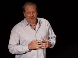 ꡼ No.053Υͥ / [E3 2011]Battlefield 3βƤǤȯ䡤Insomniac Gamesοȥʤɤȯɽ줿Electronic ArtsΥץ쥹ե󥹥ݡ