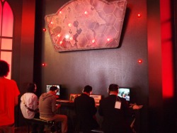 ꡼ No.016 | TGS 2010ϡGOD EATER BURSTפΥץ쥤󤬤ҤȤܤХʥॳॹΥ֡®