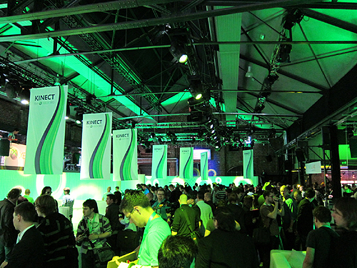 ꡼ No.005Υͥ / GamescomMicrosoftKinectפΥȥ뤪ӡWindows Phone 7פ˸Xbox LIVEȥθ򳫺
