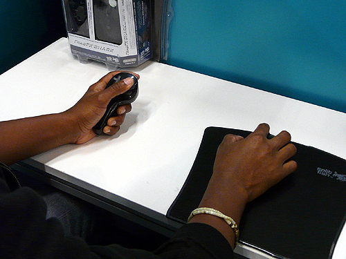 ꡼ No.003 | GamescomPlayStation 3FPSޡɬ!?SplitfishȥFragFX Sharkפ