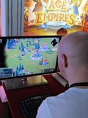 ꡼ No.004Υͥ / GamescomMicrosoftPlay DayפXbox 360ȥ³Forza Motorsport 4פˤ2012ǯBMW M5¼֤褬о