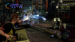 画像ギャラリー No.027のサムネイル画像 / 既存のオープンワールドを踏襲しつつも,電磁波による攻撃やカルマシステムといった独自要素が光る「inFAMOUS 2」のプレイレポートを掲載