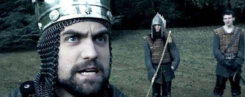 画像ギャラリー No.003のサムネイル画像 / Paradox,「Crusader Kings II」のドタバタコメディ風ライブアクションムービーを公開。怒りにまかせて戦争を始めた若い王の運命は