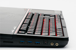 画像ギャラリー No.006のサムネイル画像 / メカニカルキーボード採用のMSI製ノートPC「GT80 Titan」ファーストインプレッション。この操作感はノートPCの枠を超えている