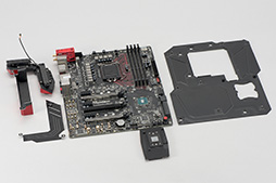 画像ギャラリー No.006のサムネイル画像 / 「Z170A GAMING M9 ACK」を細かくチェック。MSIのゲーマー向けハイエンドZ170マザーボード,その価値は?