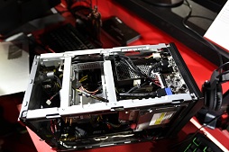 ꡼ No.014Υͥ / COMPUTEXMSINightbladeפܹΥޡǥȥå׻Ծػ