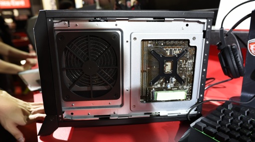 ꡼ No.016Υͥ / COMPUTEXMSINightbladeפܹΥޡǥȥå׻Ծػ