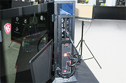 画像ギャラリー No.005のサムネイル画像 / 写真で見る新型ゲームPC「Trident X」。GeForce RTX 20&第9世代Coreプロセッサ搭載の薄型PCをじっくり眺めてみた