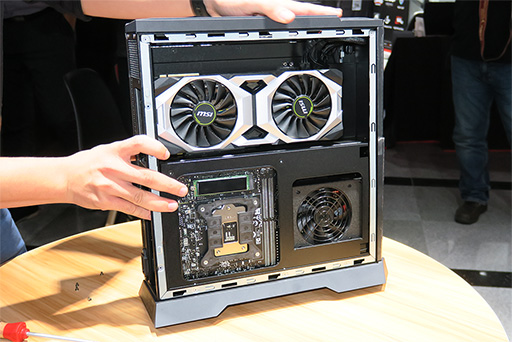 画像ギャラリー No.011のサムネイル画像 / 写真で見る新型ゲームPC「Trident X」。GeForce RTX 20&第9世代Coreプロセッサ搭載の薄型PCをじっくり眺めてみた