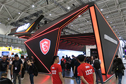 画像ギャラリー No.004のサムネイル画像 / デスクトップPC向けCore i9搭載のMSI製モンスターマシン「GT76 Titan」をチェック