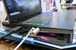 画像ギャラリー No.010のサムネイル画像 / デスクトップPC向けCore i9搭載のMSI製モンスターマシン「GT76 Titan」をチェック