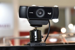 画像ギャラリー No.005のサムネイル画像 / MSIの最新ゲーマー向けディスプレイは,実況配信者向けモデルや家庭用ゲーム機向け湾曲液晶モデルに注目だ