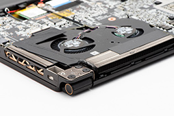 ꡼ No.022 | PRMSIΥΡPCGS65 StealthפϡRTX 2080 Max-Qܤǥ2kg¸˻⤱륲ޡPC