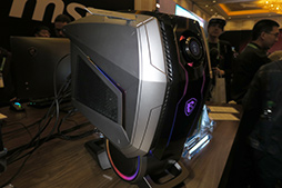 画像ギャラリー No.016のサムネイル画像 / ノートPCの液晶パネルが300Hzに突入。MSIがCES 2020で新型ノートPCやデスクトップPCなどを発表