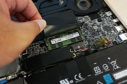 画像ギャラリー No.009のサムネイル画像 / MSI,300Hz駆動パネル搭載ゲーマー向けノートPC「GS66 Stealth」など新製品を披露