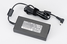 画像集#006のサムネイル/【PR】MSIのゲームノートPC「GS66 Stealth」の魅力とは？　硬派なデザインの薄型軽量ボディと現状最高クラスの性能が融合する