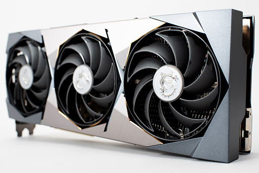 画像集#064のサムネイル/【PR】MSIの「GeForce RTX 3090 SUPRIM X 24G」は，GeForce史上最強のGPUから高性能を引き出せる大型クーラーが魅力のカードだ