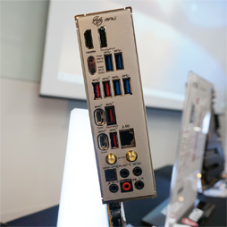 ���������꡼ No.012�Υ���ͥ������ / 10��20��ȯ��ͽ���MSI��Z790�ޥ����ܡ��ɤ��Ÿ�����������������µ���̿��ǾҲ𤷤褦