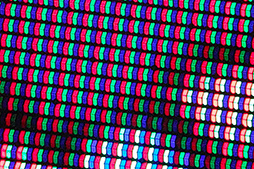 画像ギャラリー No.005のサムネイル画像 / 世界初のCore Ultra搭載携帯型ゲームPC「MSI Claw A1M」をチェック。性能だけでなくゲームパッドや放熱にも見どころあり!