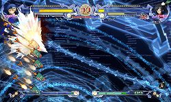 画像ギャラリー No.007のサムネイル画像 / 人気格闘ゲームの最新作「BLAZBLUE CONTINUUM SHIFT II」が電撃発表。新キャラ“ヴァルケンハイン”とともに第48回アミューズメントマシンショーに出展
