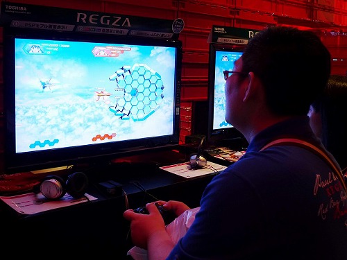 ꡼ No.003Υͥ / TGS 2010ϲ˶񤤡ŨȤKONAMIΡ֥ȥǥXʥȡˡפͷƤ