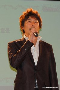 画像ギャラリー No.005のサムネイル画像 / 「逆転検事2」には狩魔 冥や新キャラの一柳万才が登場。応援団の腐男塾も駆けつけた,「逆転検事2」完成披露発表会のレポートを掲載