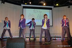 画像ギャラリー No.016のサムネイル画像 / 「逆転検事2」には狩魔 冥や新キャラの一柳万才が登場。応援団の腐男塾も駆けつけた,「逆転検事2」完成披露発表会のレポートを掲載