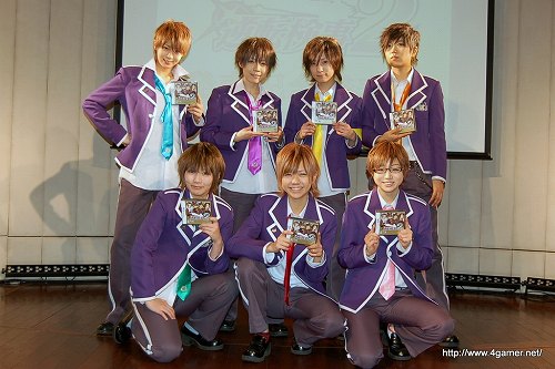 画像ギャラリー No.039のサムネイル画像 / 「逆転検事2」には狩魔 冥や新キャラの一柳万才が登場。応援団の腐男塾も駆けつけた,「逆転検事2」完成披露発表会のレポートを掲載