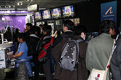 画像ギャラリー No.015のサムネイル画像 / 発売間近の「ガンダム無双3」店頭体験会にて,プロデューサーがトークとデモプレイを披露。「アニメでもリアル調の追及でもなく,ゲームだからできるガンダムの表現」