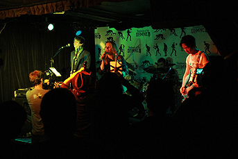 ꡼ No.005 | ֥ɥ   ɡסΥѥ󥯥åХThe DamnedȤΥܥ졼ȯɽ The Damnedˤڶʤ˼Ͽ