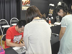 画像ギャラリー No.020のサムネイル画像 / 松山 洋氏と下田星児氏がマル秘エピソードを披露。コトブキヤ秋葉原館で開催された「ASURA'S WRATH」展示会イベントレポートを掲載