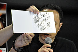 画像ギャラリー No.017のサムネイル画像 / サイバーコネクトツーの松山 洋氏と下田星児氏,カプコンの土屋和弘氏が登場した「ASURA’S WRATH」トークイベントをレポート