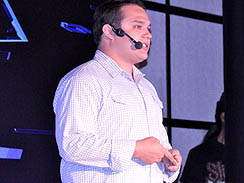 画像ギャラリー No.022のサムネイル画像 / グラスホッパーの新作,アリス,吉田秀彦さん。Electronic Artsの期待の新作タイトルが紹介された「EA Tokyo Showcase 2010」をレポート