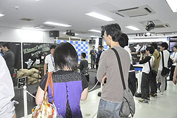 ꡼ No.023Υͥ / ΰ̸θ¿Υե󤬽롣ΥơϪ줿Xbox 360 KinectѥեȡֽŴפθݡ