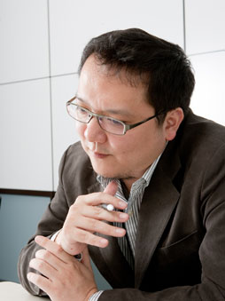 画像ギャラリー No.014のサムネイル画像 / だけどやっぱりゲームが作りたくて――「DARK SOULS」の宮崎英高氏に聞いたフロム・ソフトウェアという会社のあり方