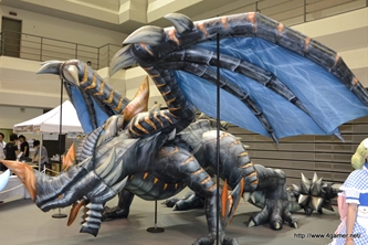 画像ギャラリー No.013のサムネイル画像 / 「ファンタシースター感謝祭2013」名古屋大会をレポート。ゼッシュレイダVS.トランゼクシアの「怪獣大決戦」や開発陣によるQ&Aコーナーなどで会場は大盛り上がり