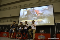 画像ギャラリー No.052のサムネイル画像 / 「ファンタシースター感謝祭2013」名古屋大会をレポート。ゼッシュレイダVS.トランゼクシアの「怪獣大決戦」や開発陣によるQ&Aコーナーなどで会場は大盛り上がり