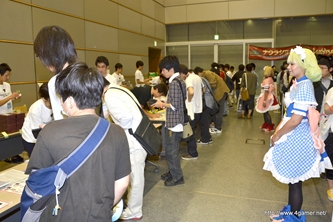 画像ギャラリー No.014のサムネイル画像 / エミリアとルミアの水着衣装,デューマンとキャストの「PSPo2i」衣装/パーツなど注目の新情報も飛び出した,「ファンタシースター感謝祭2013」札幌会場のレポートを掲載