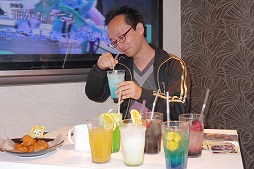 画像ギャラリー No.009のサムネイル画像 / 春は「カラオケの鉄人」でアークスオフ会がオススメ! 「PSO2×カラ鉄コラボキャンペーン」をレポート