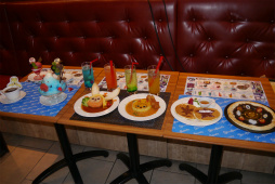 ���������꡼ No.017�Υ���ͥ������ / ���������ץ��PSO2�����������ե��פΥ�ǥ���ȯɽ���ݡ��ȡ�������������ܥ�˥塼��¿�̤���ŵ����������ã���ԤäƤ���