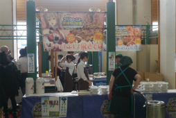 画像ギャラリー No.003のサムネイル画像 / 魔物が棲む(?)PSO2公式全国大会「アークスグランプリ」札幌予選と,会場を盛り上げたコスプレショーの模様をレポート