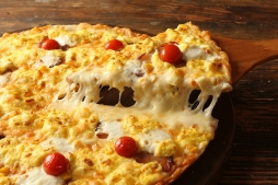 画像ギャラリー No.004のサムネイル画像 / 「ファンタシースター感謝祭2017」,会場では「ピザーラ」とコラボしたオリジナルピザを販売