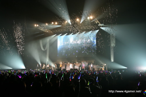 画像ギャラリー No.003のサムネイル画像 / 「遙か」シリーズのキャスト達と共に過ごせた新年の宴。「ネオロマンス♥フェスタ 遙か祭2011 初春時代絵巻」の模様をレポート