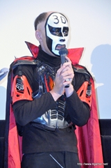 画像ギャラリー No.003のサムネイル画像 / 鉄拳さんの芸名はゲームのパクリだと公式に認めた? 原田勝弘氏や佐藤かよさんらが出演した,映画「鉄拳 ブラッド・ベンジェンス」イベントレポート